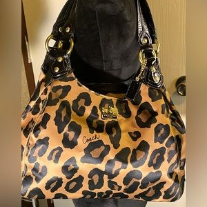 Coach leopard print shoulder bag/ hobo bag. Beautiful animal print.